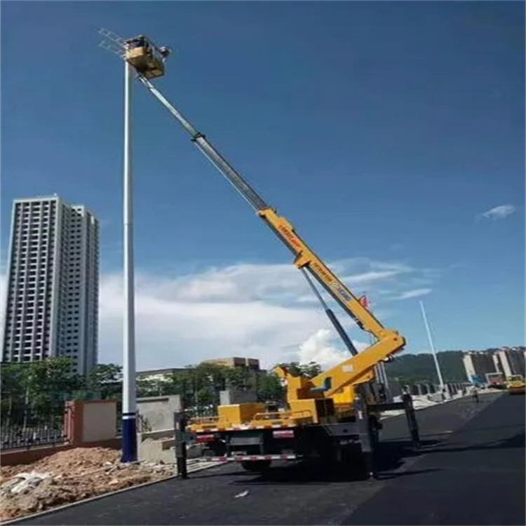 梅江维修路灯的曲臂升降车出租