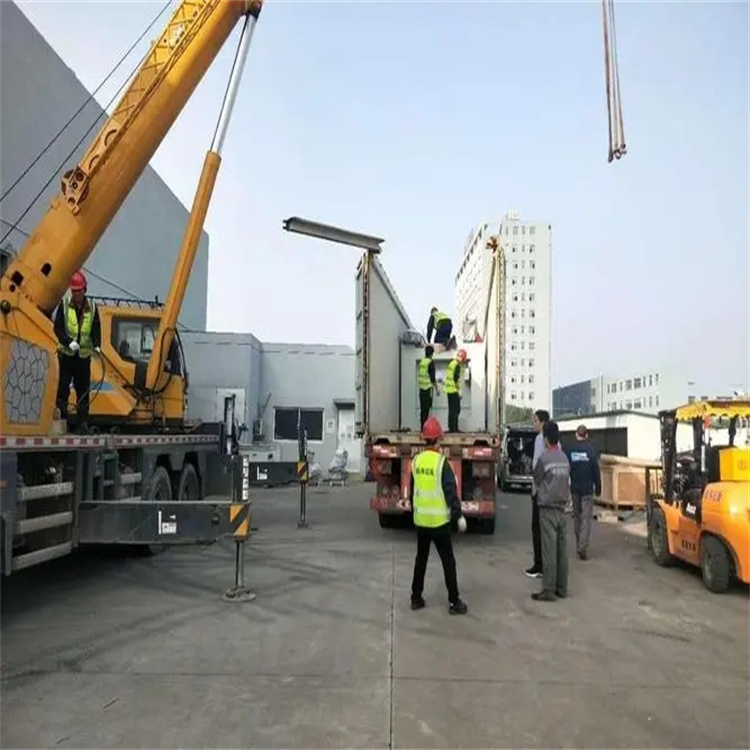 梅江如何找到附近的吊车救援服务